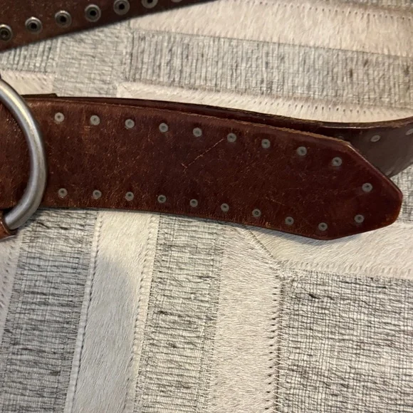 Brown Leather Ring Buckle Belt - Picture 5 of 5